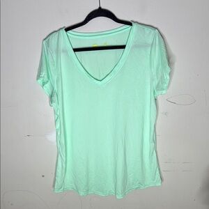 Xersion Mint Green V-Neck Women's Short Sleeve Athletic Top Size XL